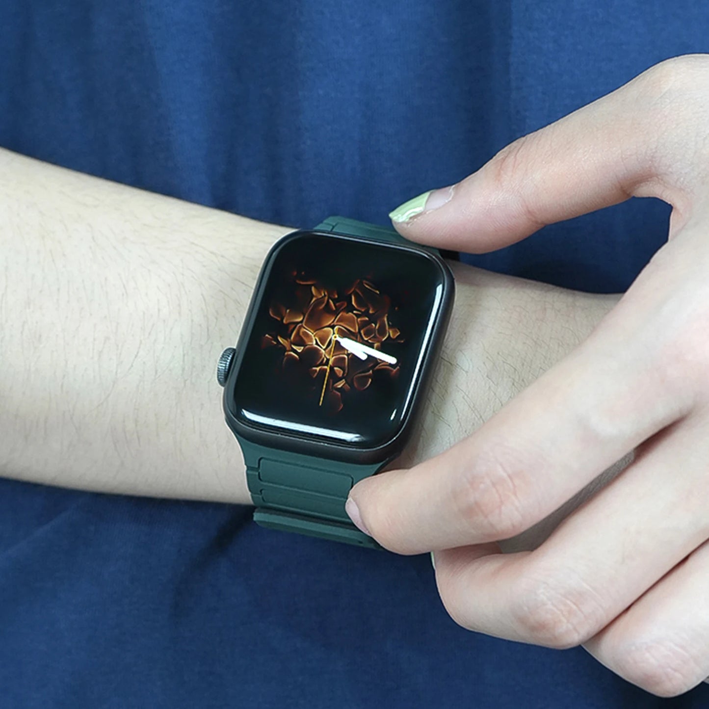 Magnetic Silicone Strap for Apple Watch - Strap Shack